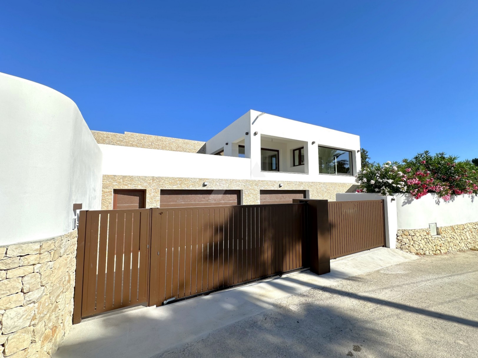 Luxusvilla zu verkaufen in Moraira, Costa Blanca.