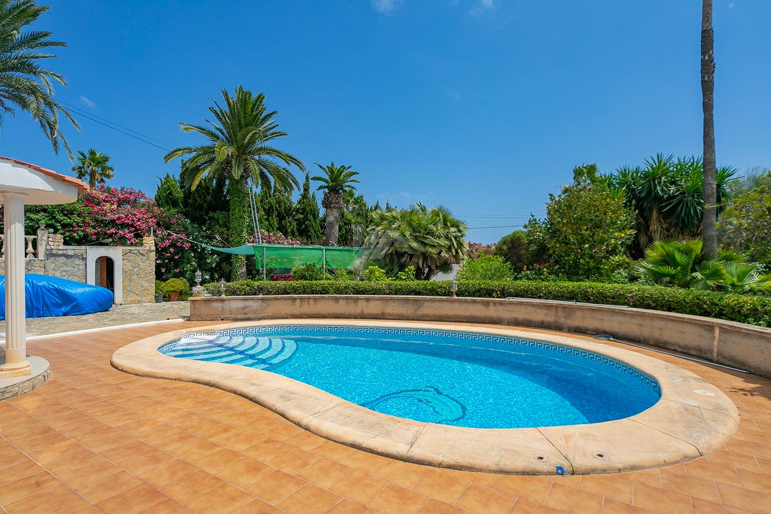Villa zur Investition zu verkaufen in Calpe, Costa Blanca.