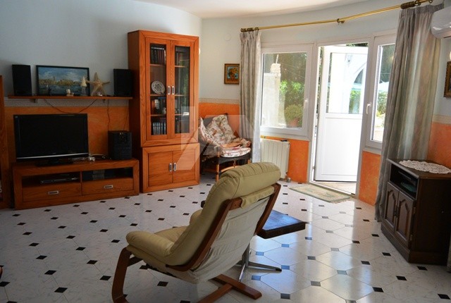 Villa zur Investition zu verkaufen in Calpe, Costa Blanca.