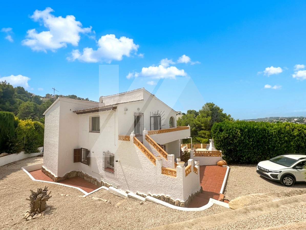 Villa zu verkaufen in Moraira, Costa Blanca.