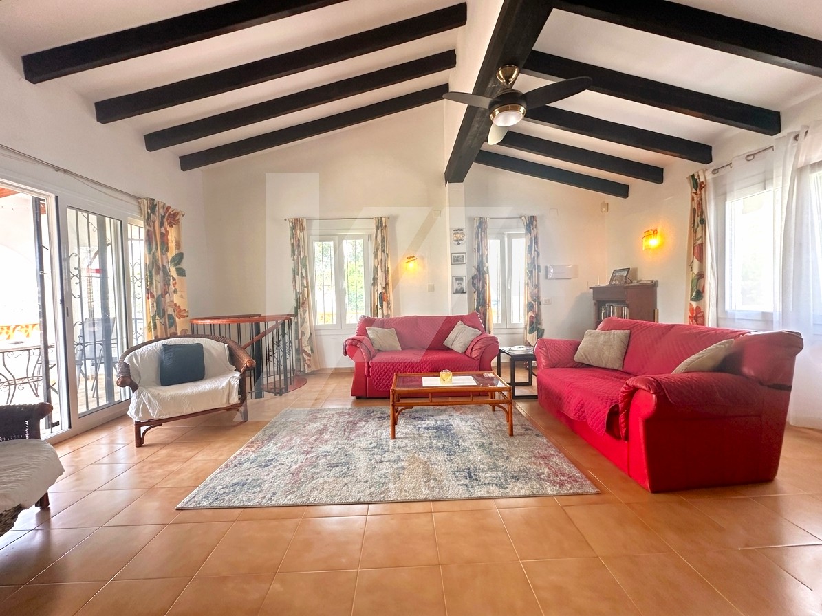 Villa zu verkaufen in Moraira, Costa Blanca.