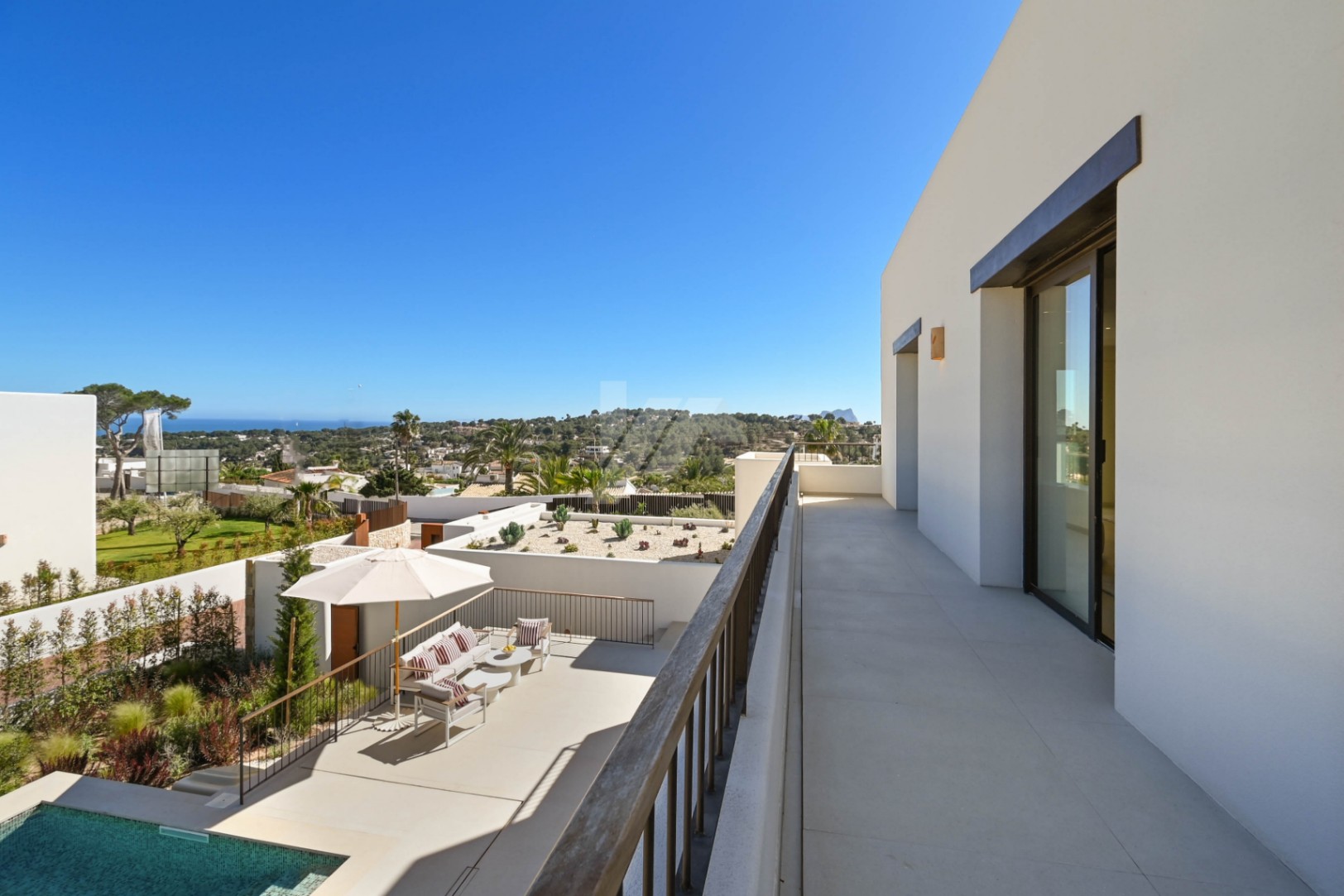 Luxusvilla mit Meerblick zu verkaufen in Moraira, Costa Blanca.