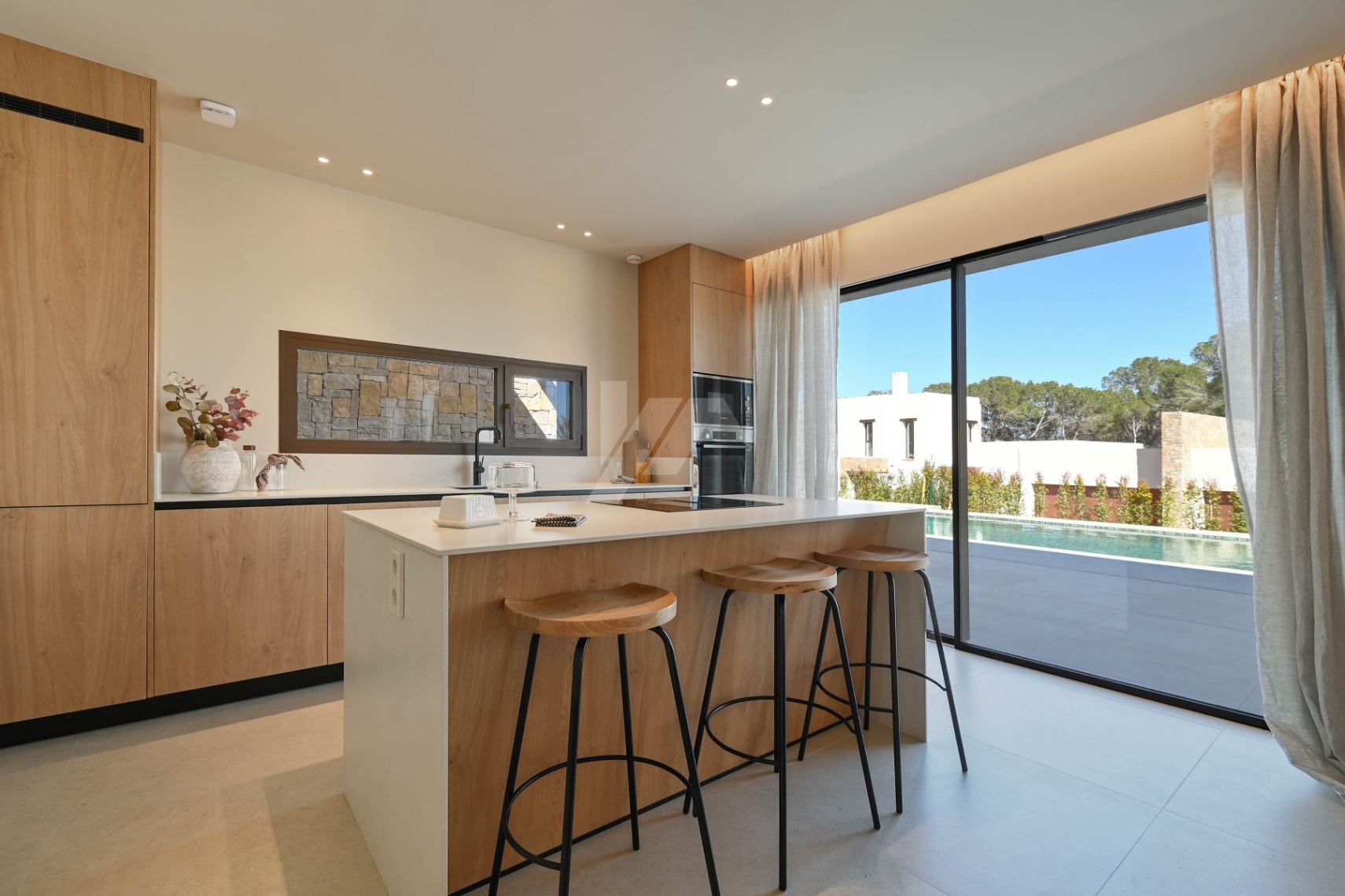 Luxuriöse Villa mit Meerblick zum Verkauf in Moraira, Costa Blanca.