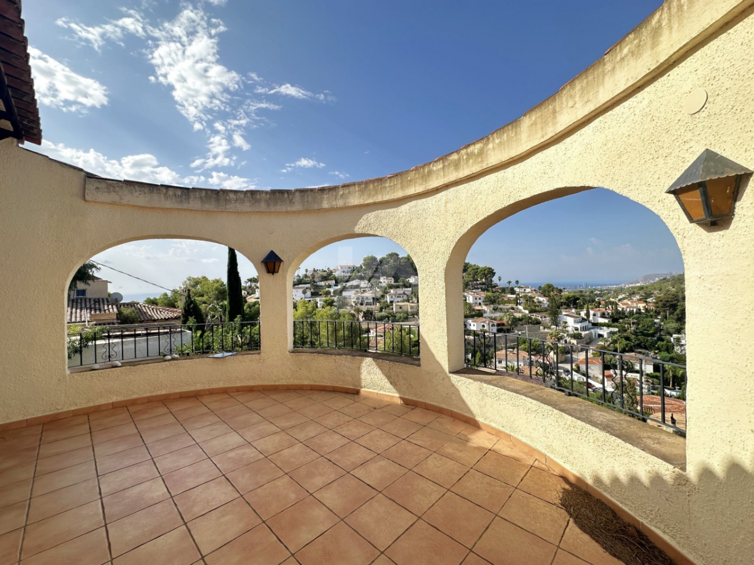 Villa mit Meerblick zu verkaufen in Benissa Costa, Costa Blanca.
