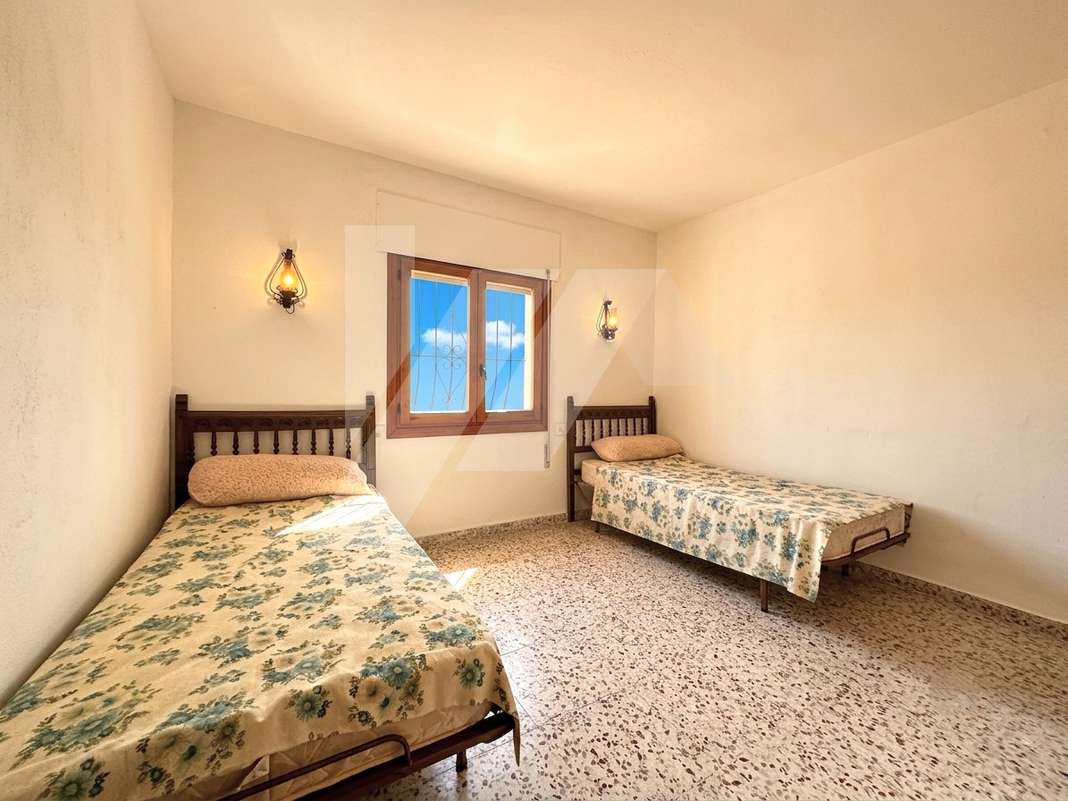 Villa mit Meerblick zu verkaufen in Benissa Costa, Costa Blanca.