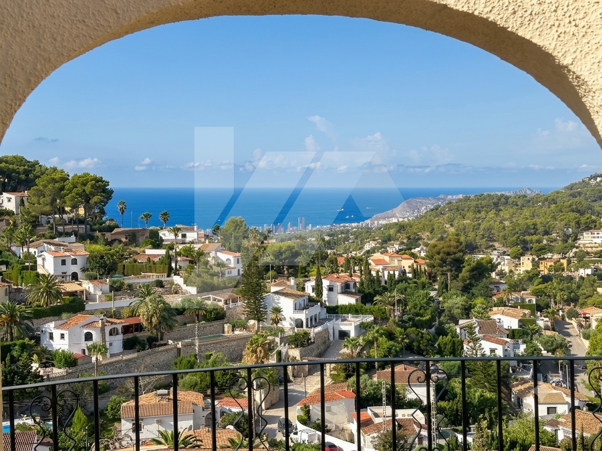 Villa mit Meerblick zu verkaufen in Benissa Costa, Costa Blanca.