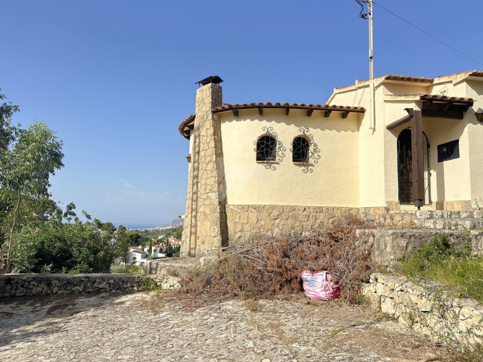 Villa mit Meerblick zu verkaufen in Benissa Costa, Costa Blanca.