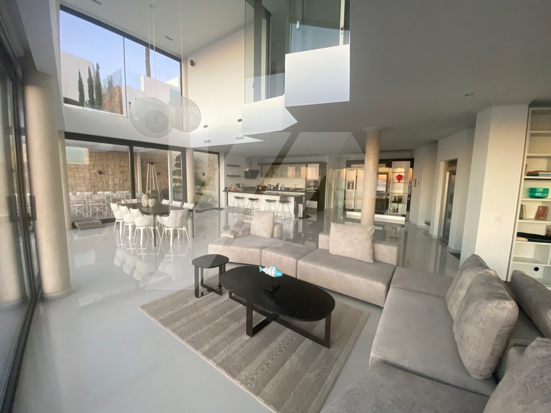 Luxusvilla mit Meerblick zum Verkauf in Benissa, Costa Blanca.