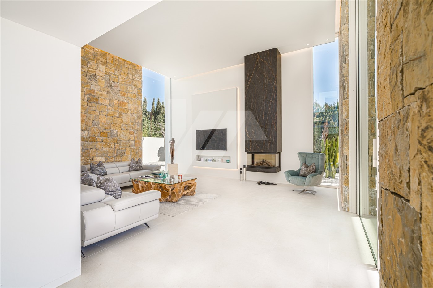 Luxuriöse moderne Villa mit Meerblick in Moraira zum Verkauf.