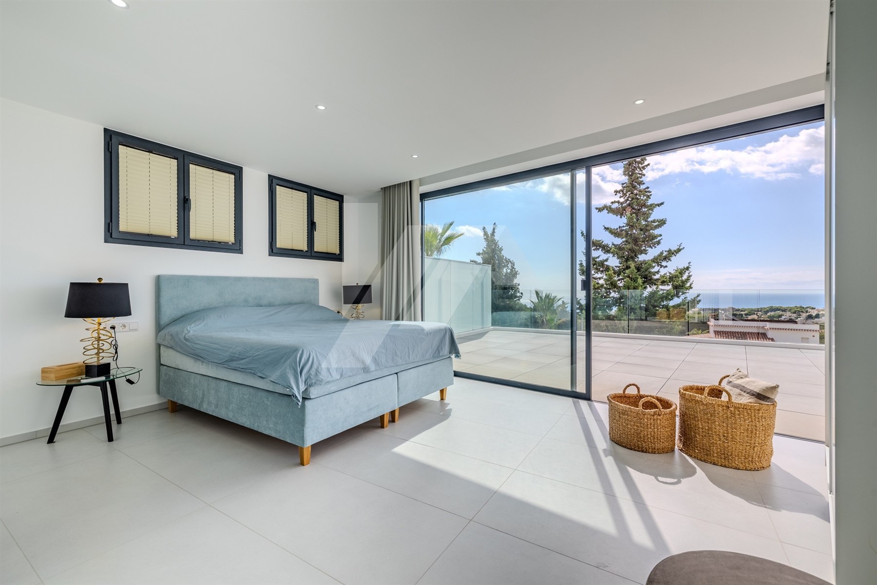 Luxusvilla mit Panoramablick auf das Meer und den ikonischen Peñon de Ifach, Benissa.