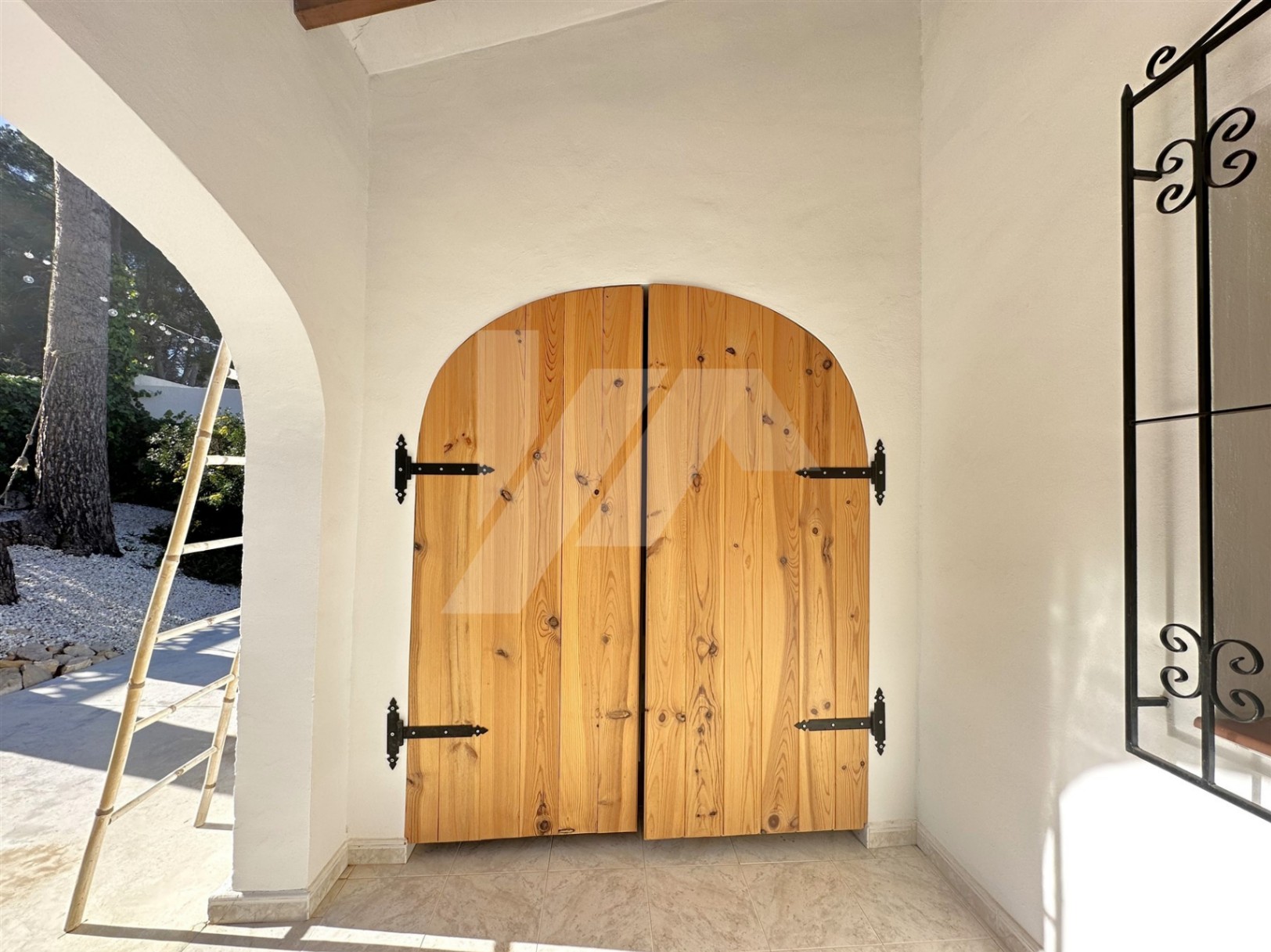 Haus zum Verkauf im mediterranen Stil von Moraira auf einer Ebene.