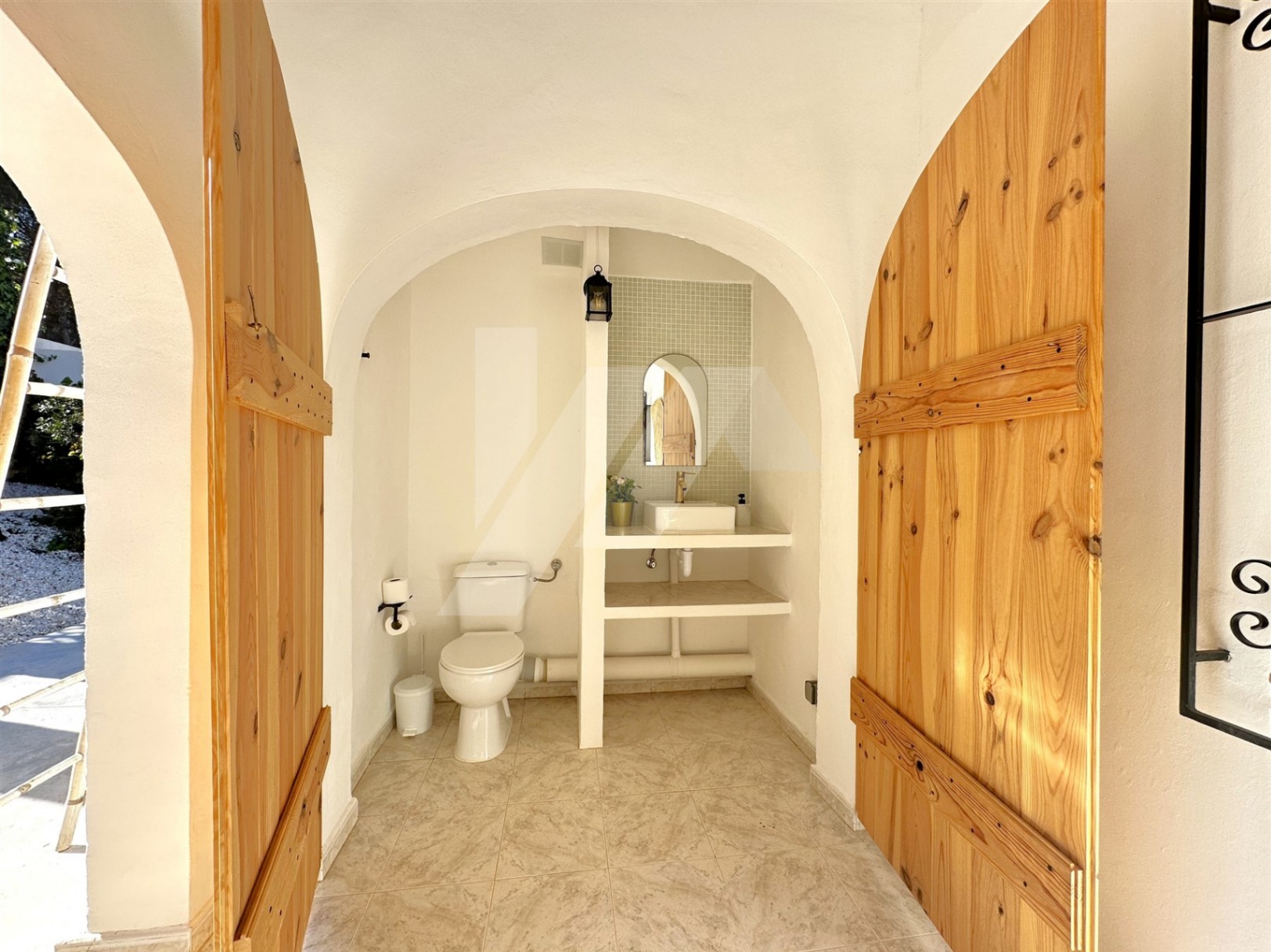 Haus zum Verkauf im mediterranen Stil von Moraira auf einer Ebene.