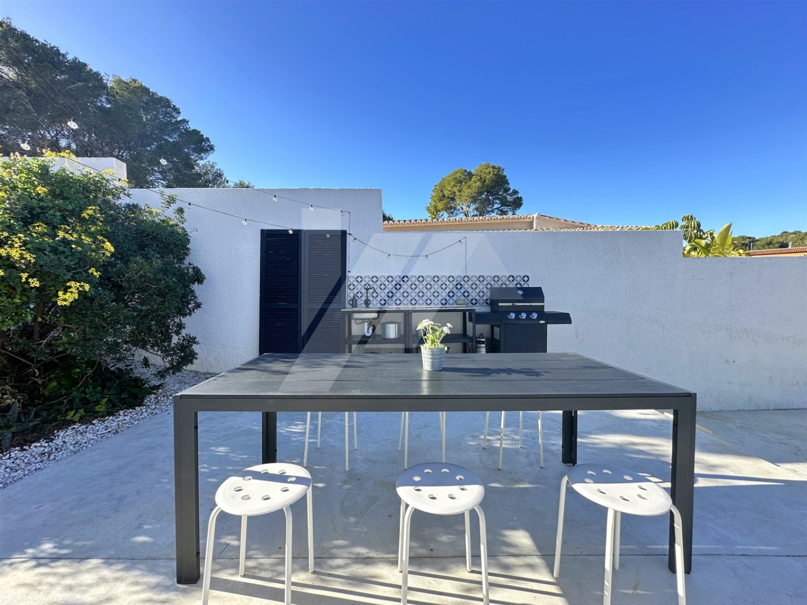 Haus zum Verkauf im mediterranen Stil von Moraira auf einer Ebene.