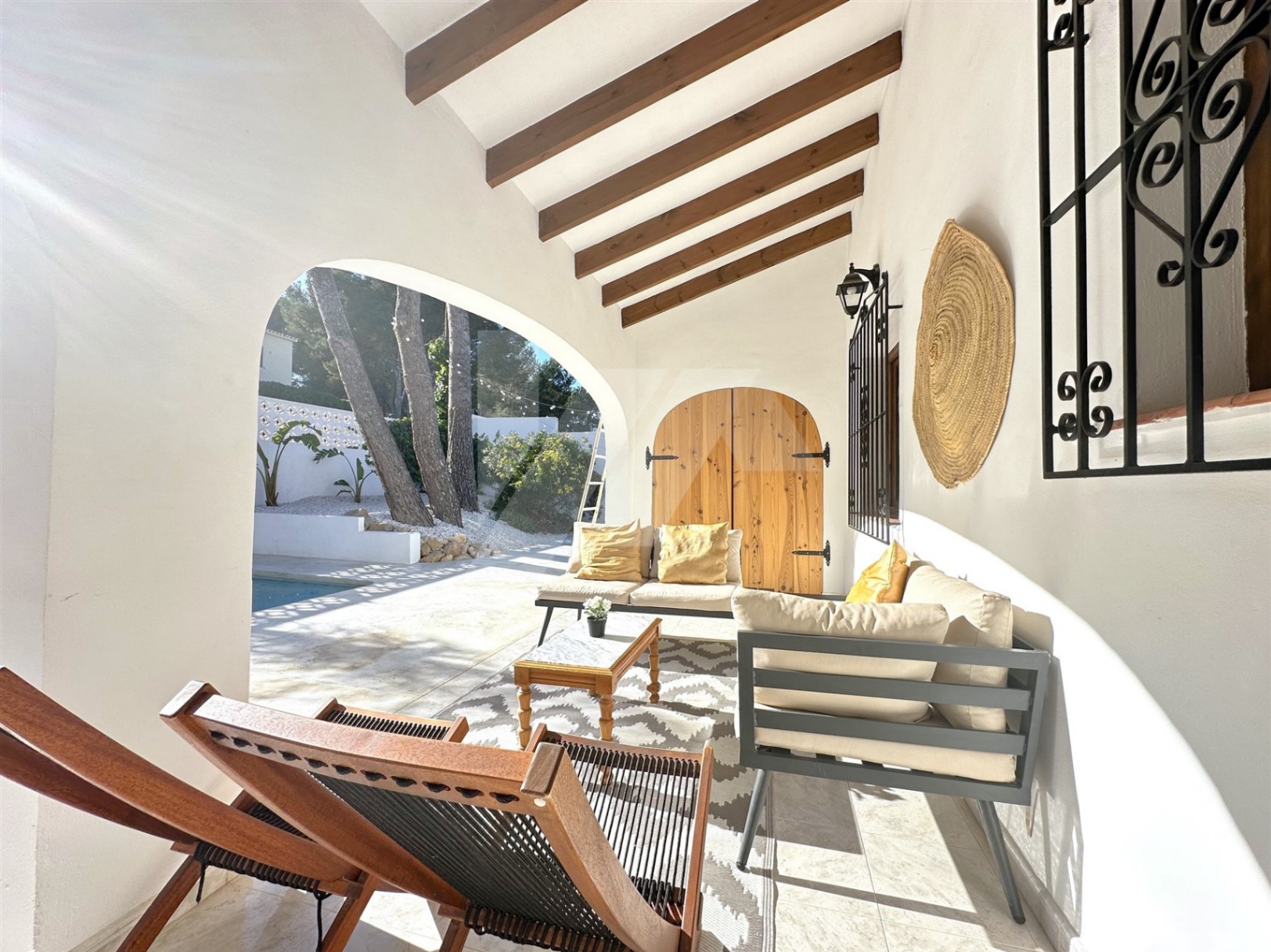 Haus zum Verkauf im mediterranen Stil von Moraira auf einer Ebene.
