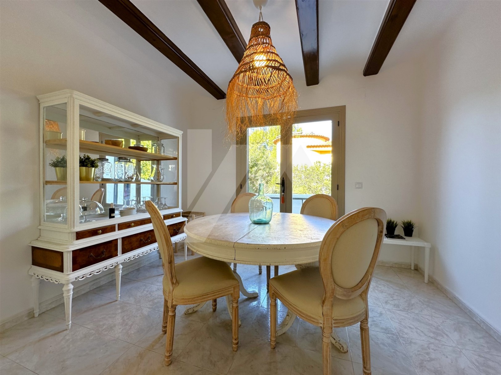 Haus zum Verkauf im mediterranen Stil von Moraira auf einer Ebene.