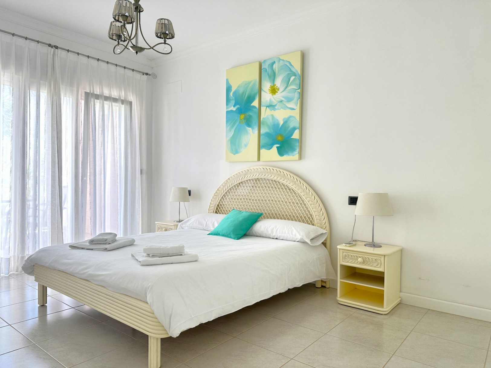 Wohnung zu verkaufen, nur wenige Gehminuten vom Strand von la Fustera, Benissa costa.