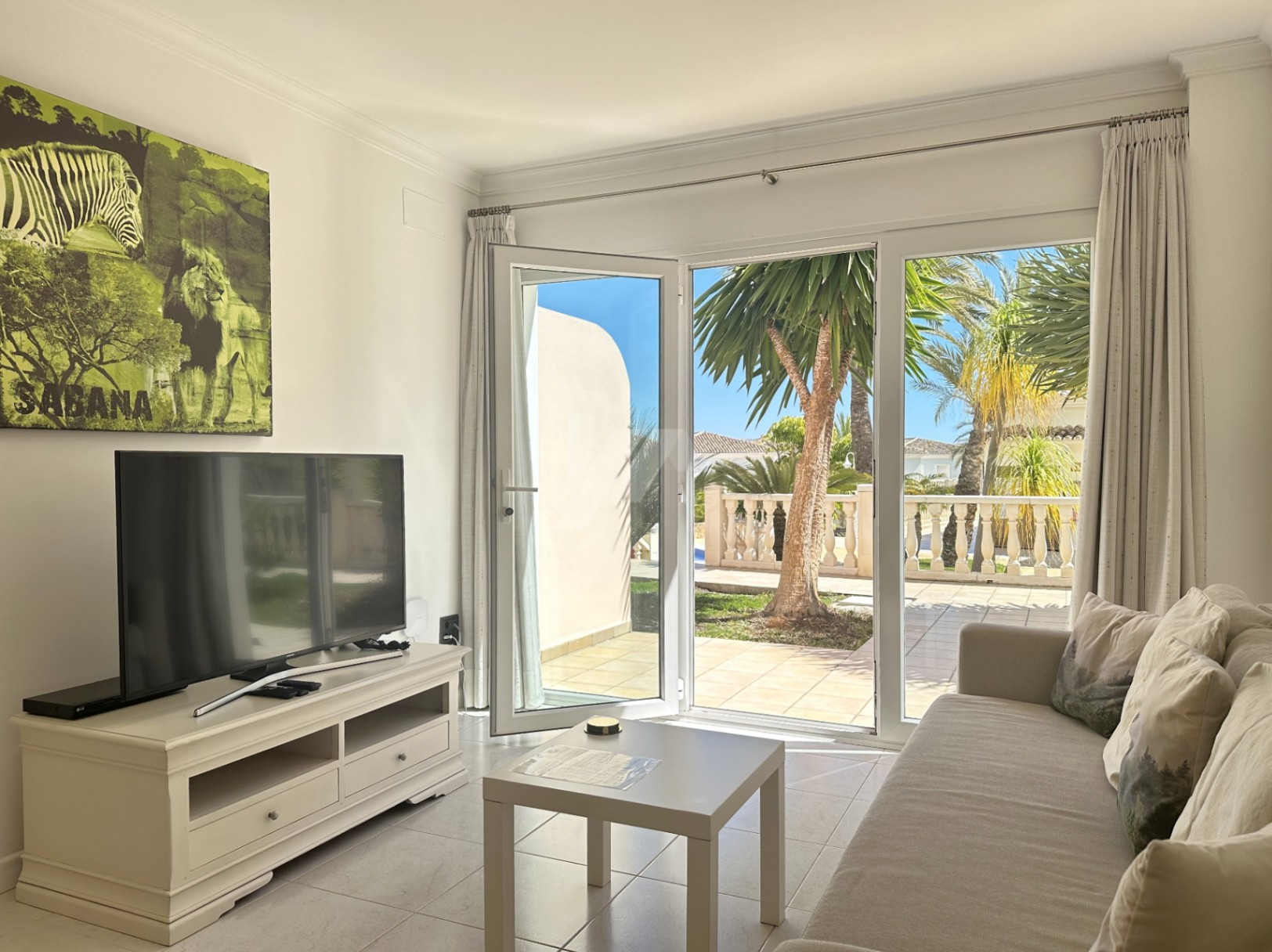 Wohnung zu verkaufen, nur wenige Gehminuten vom Strand von la Fustera, Benissa costa.