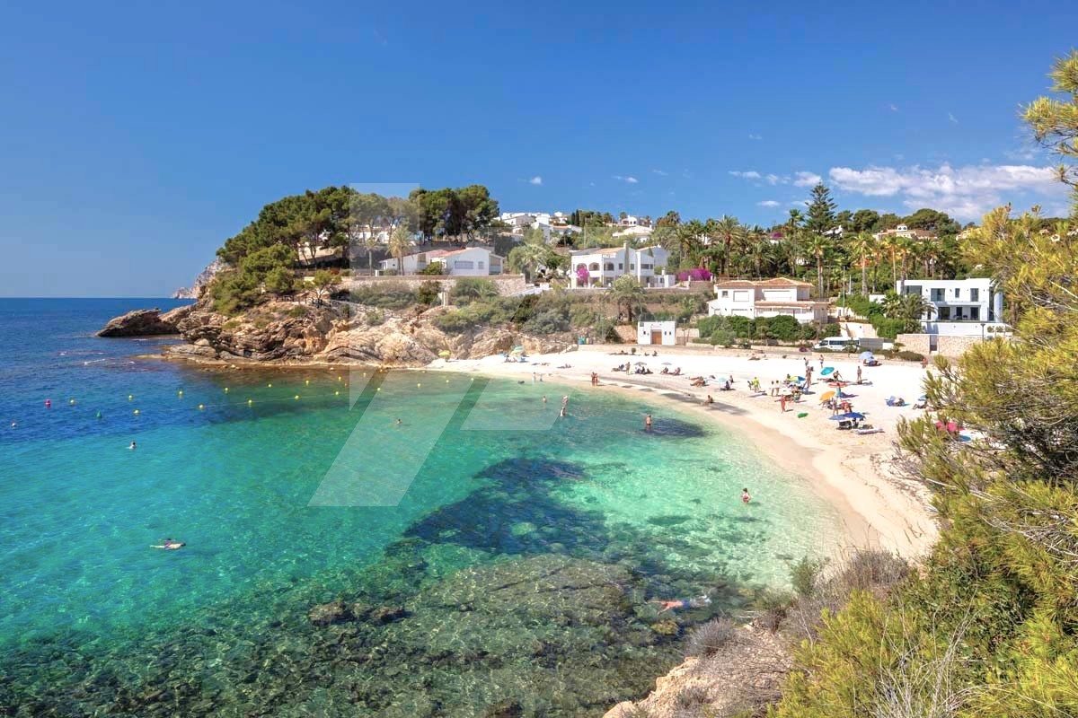 Wohnung zu verkaufen, nur wenige Gehminuten vom Strand von la Fustera, Benissa costa.