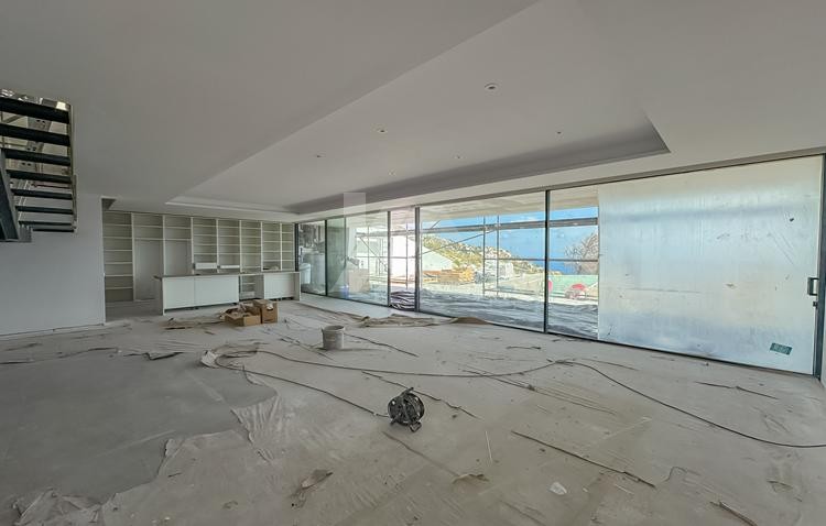 Modernes Villa-Chalet zu verkaufen in Altea Hills mit 4 Schlafzimmern und Infinity-Pool