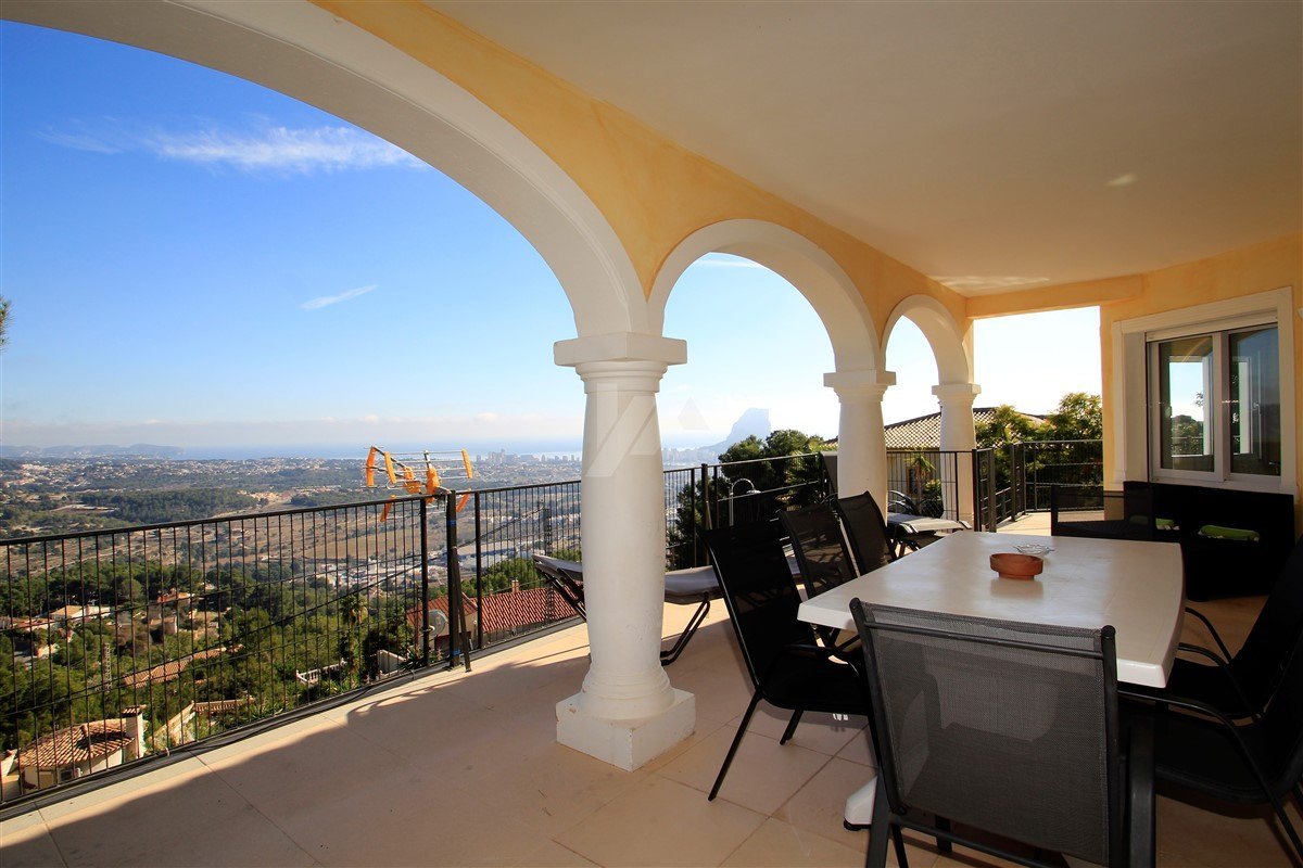 Panorama-Meerblick Villa zum Verkauf in Calpe, Costa Blanca.