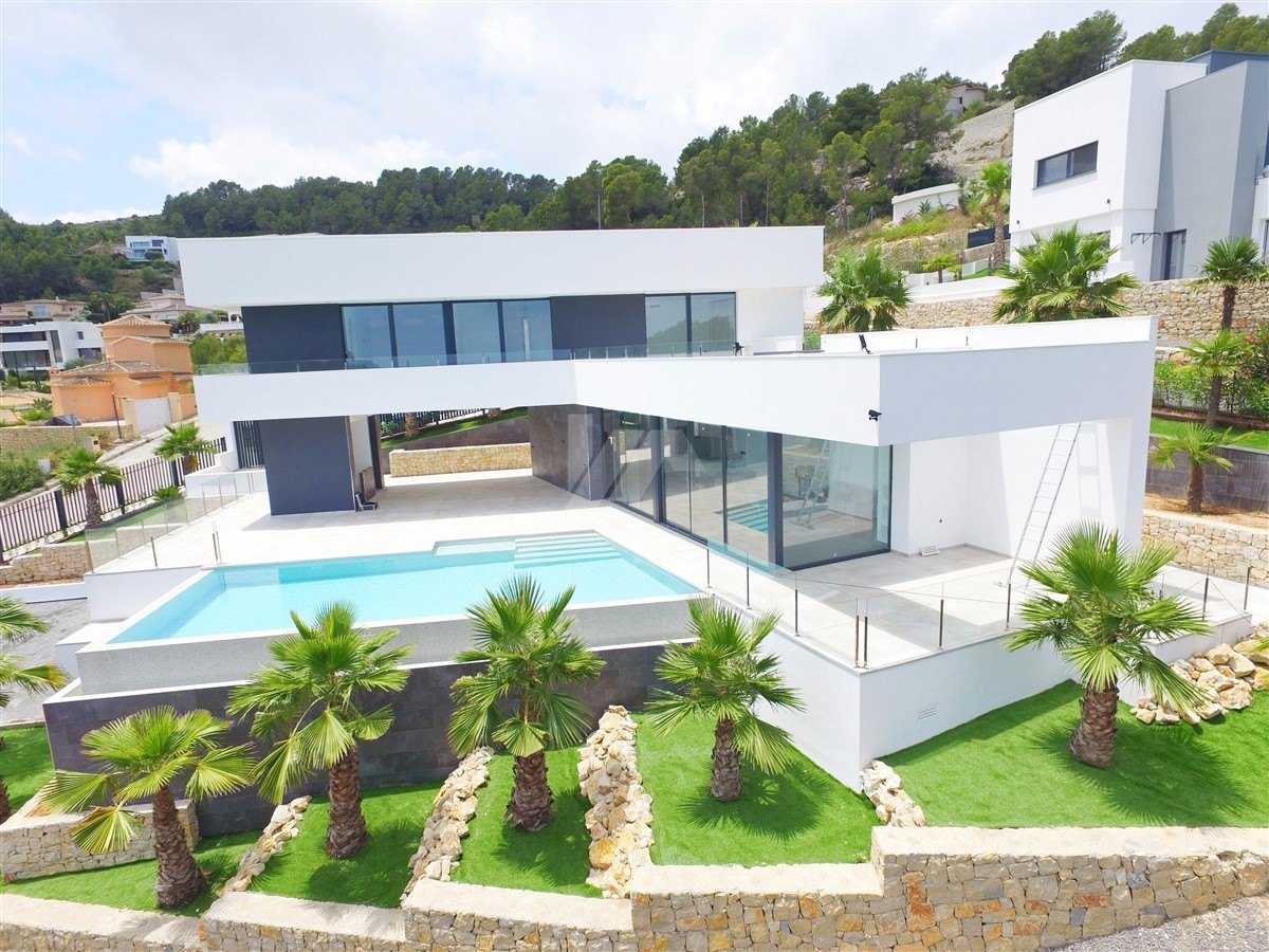 Neue Buid-Villa zum Verkauf in Javea, mit Blick auf das Meer.