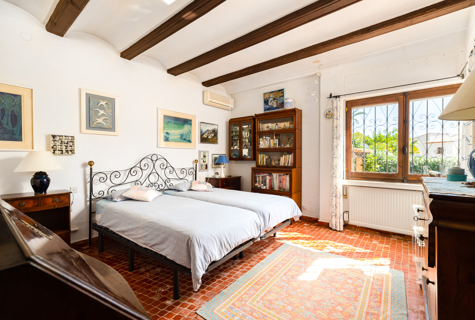 Villa in Moraira zu verkaufen, in der Nähe der Stadt