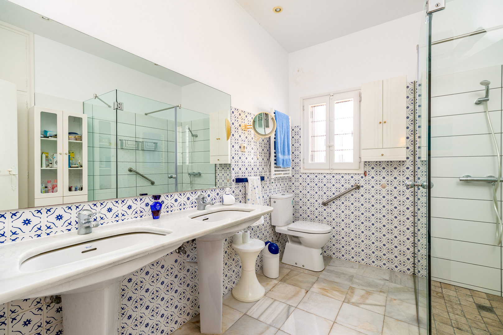 Villa in Moraira zu verkaufen, in der Nähe der Stadt
