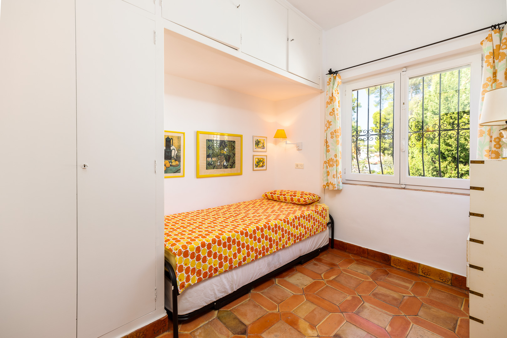 Villa in Moraira zu verkaufen, in der Nähe der Stadt