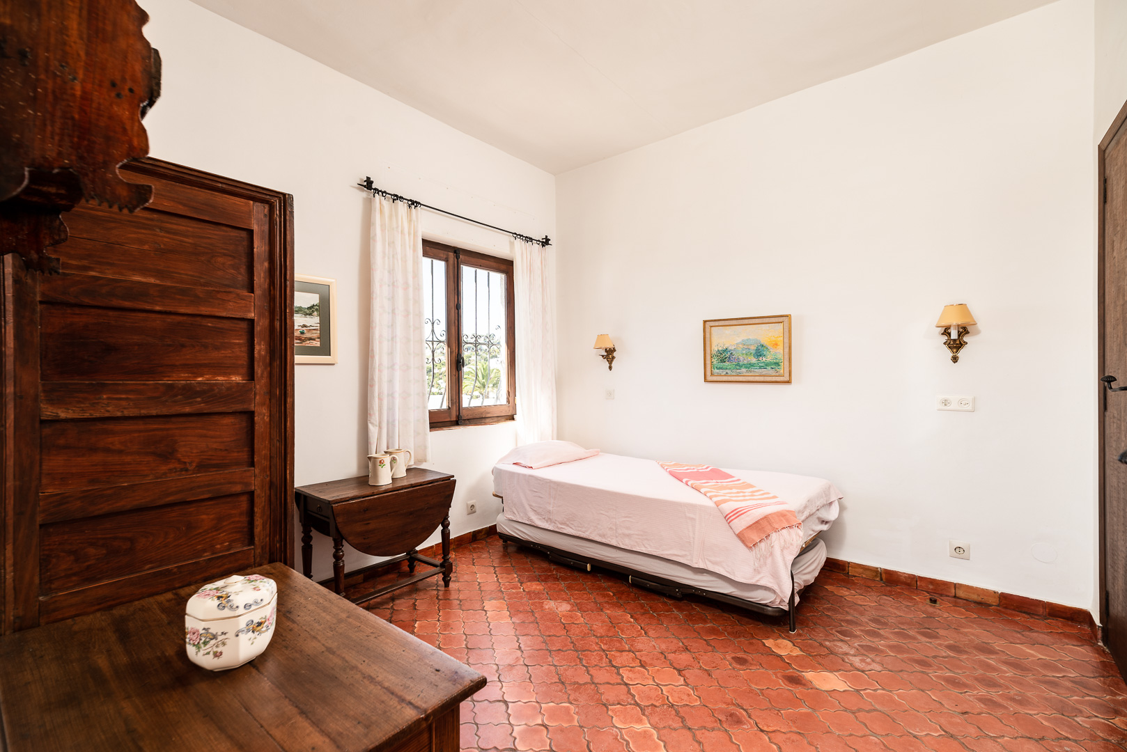Villa in Moraira zu verkaufen, in der Nähe der Stadt