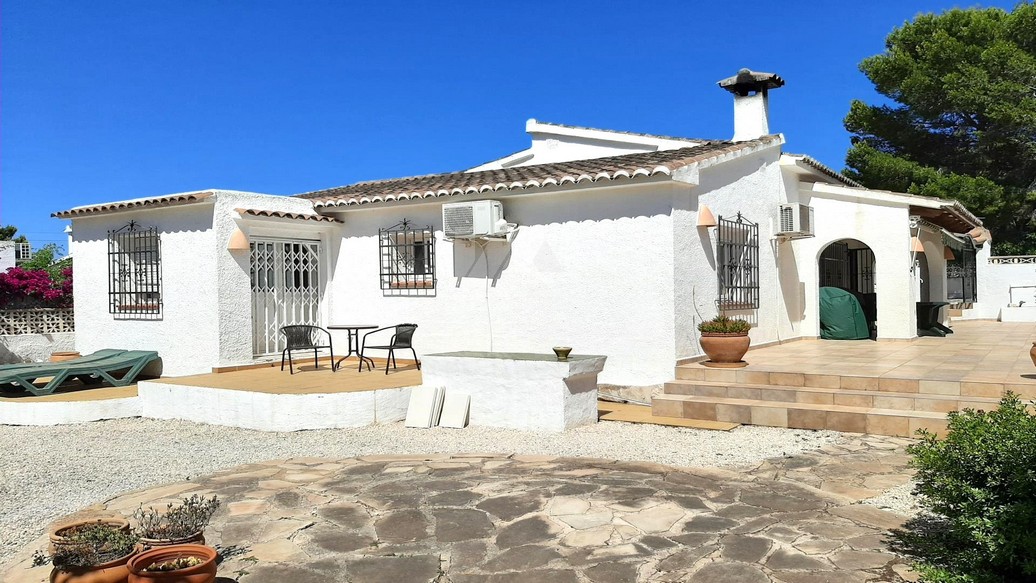 Villa zu verkaufen in Moraira, Costa Blanca.